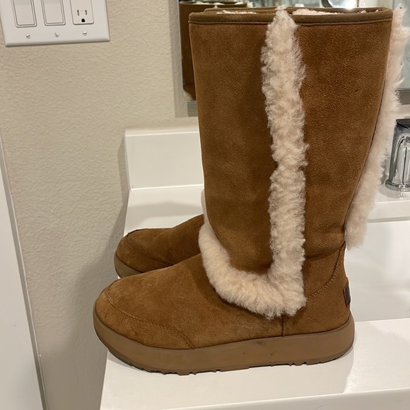 UGG SUNBURST TALL BOOT - Picture 2 of 6